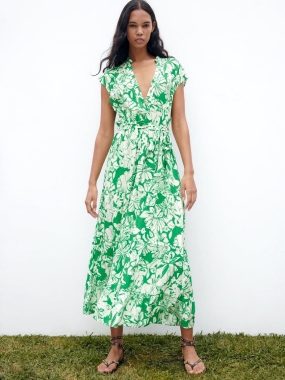 Zara Green and White Floral V-Neck Maxi Dress